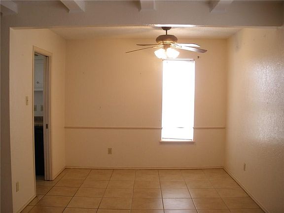 5th image of 6201 Escondido Dr APT 9H