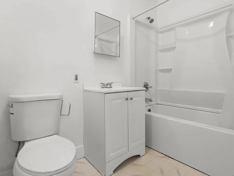 19 Cambridge St #3
