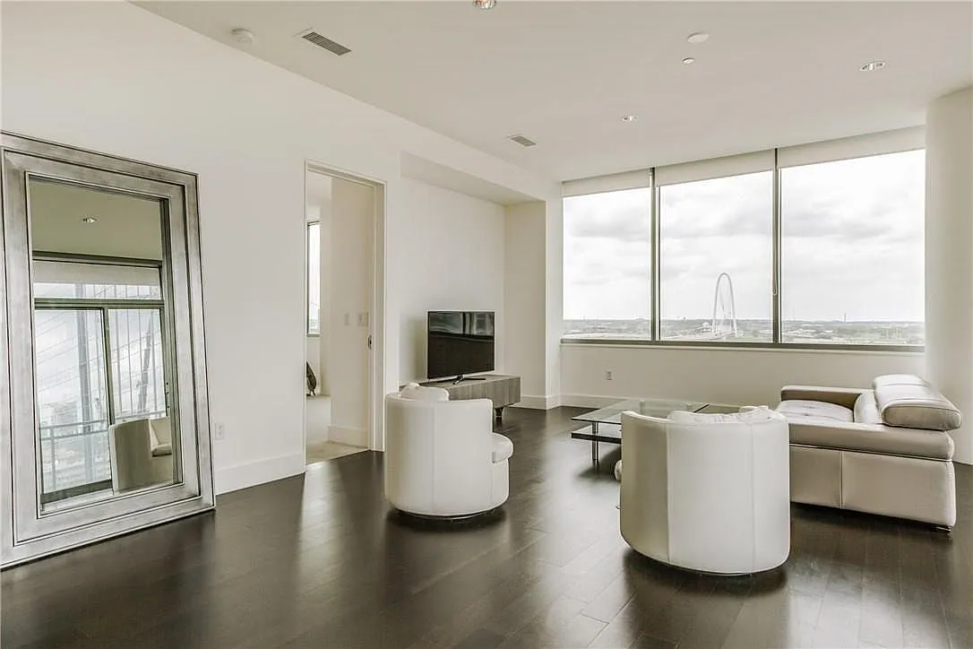 1 bed, 1.5 bath, 1549 sqft, $4,000 — Photo 4