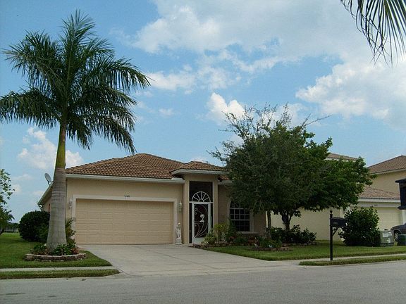 5th image of 2681 Sunset Lake Dr