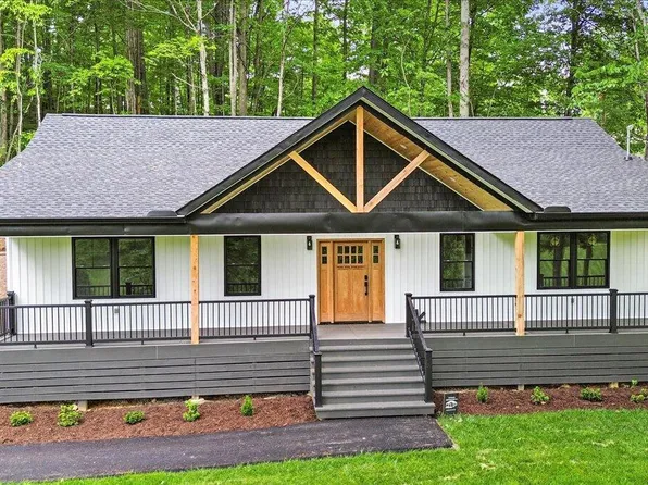 520 Ridge Rd, Caryville, TN 37714