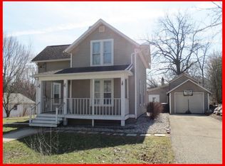 W7833 Highland Rd, Lake Mills, WI 53551