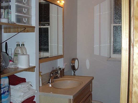 5th image of 2611 W Superior St #2