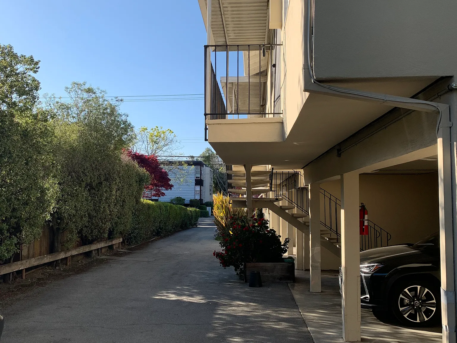 1 bed, 700 sqft, $2,750 — Photo 2