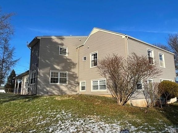 5th image of 1 Woodberry Ln