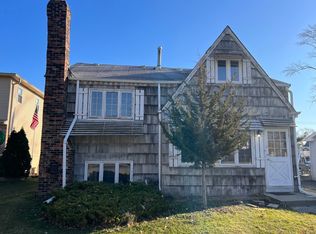 4025 Williams St, Downers Grove, IL 60515