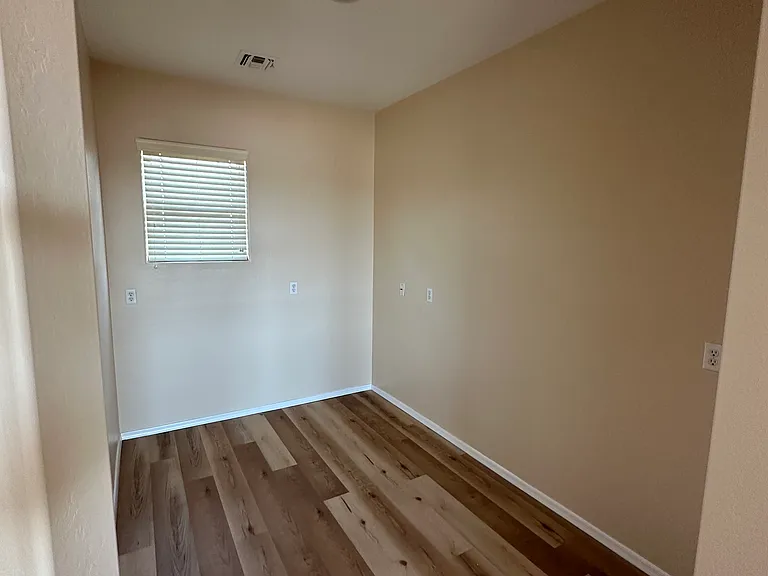 15902 W Fillmore St — Photo 15
