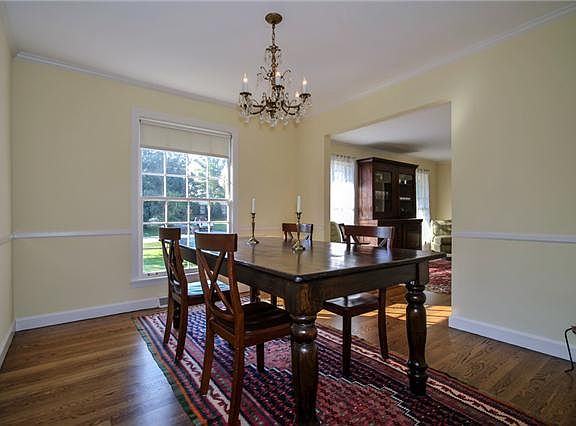5th image of 486 Brentview Hills Dr