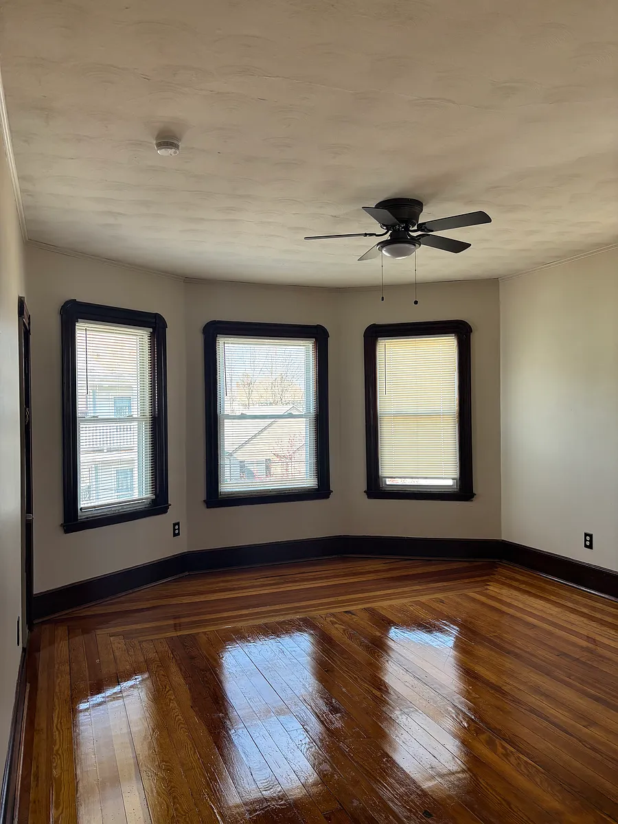 Building Photo - 210 Whitman St #3