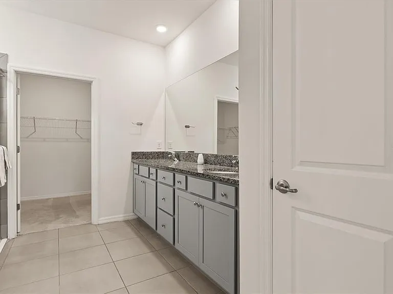 8104 Penrose Pl — Photo 20