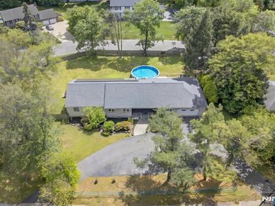 915 E Glen Ave, Township Of Washington, NJ, 07676