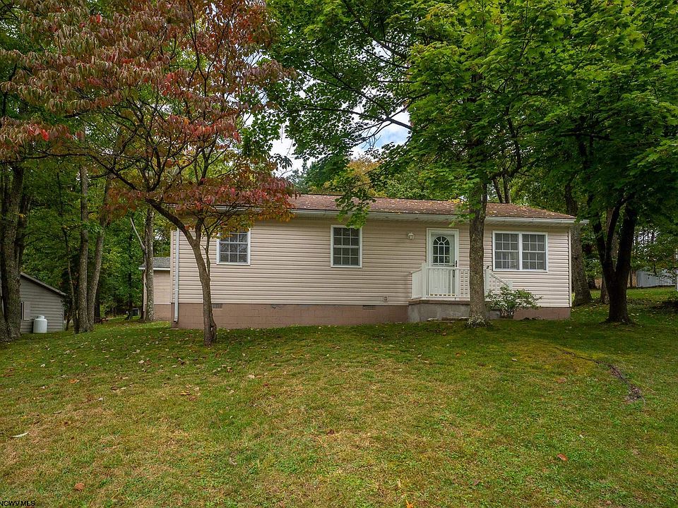 1st image of 7 Buxton Ln