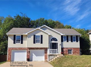 1314 Fawn Ln, Warrensburg, MO 64093