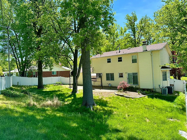 12937 Weatherfield Dr — Photo 11