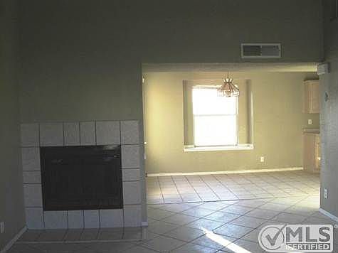 4th image of 3716 La Cuesta Dr