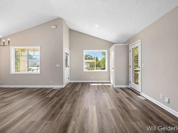 5th image of 2758 Jacklyn Ct