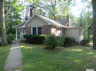 66 Plandome Rd, Sound Beach, NY 11789