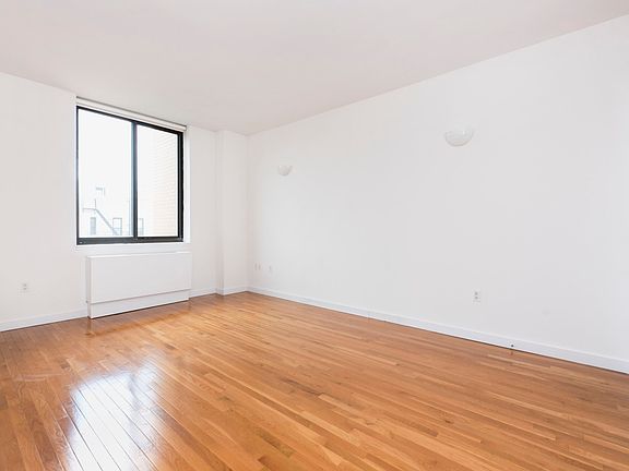 4th image of 1465 5th Ave APT 5B