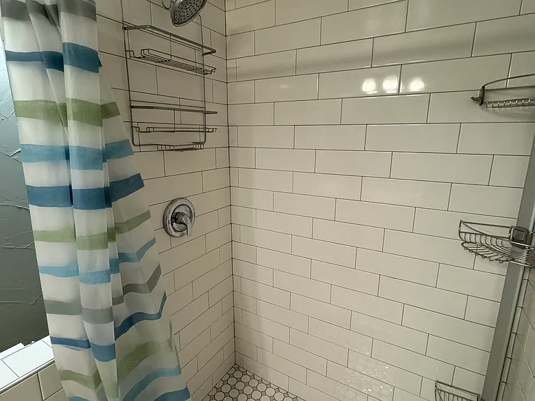 1065 University Ave #101 — Photo 7