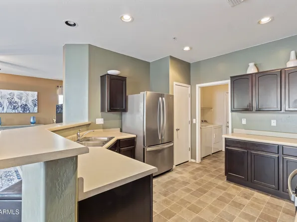 8192 W LYNWOOD Street, Phoenix, AZ 85043