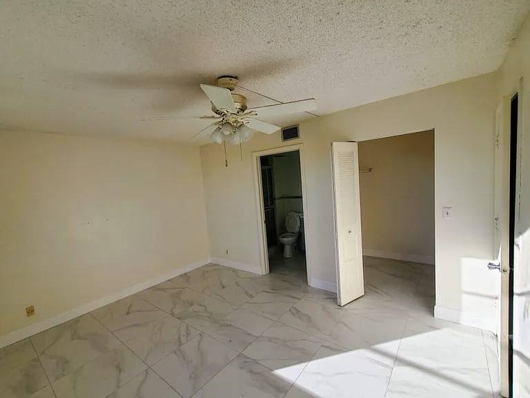 1060 NW 80th Ave #104 — Photo 16