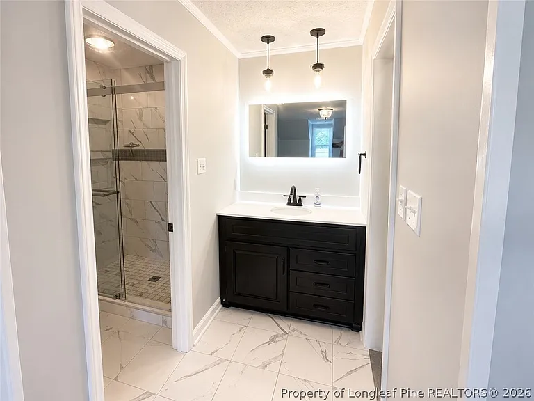 5800 Lagu Pl — Photo 14