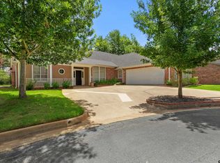 3866 Broadmoore Ct, Tyler, TX 75707