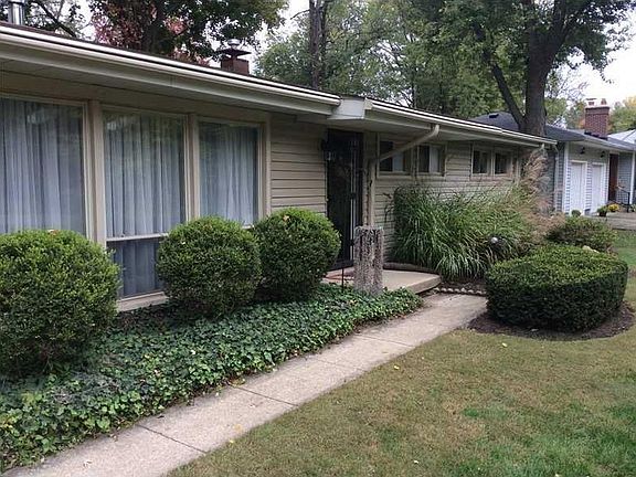 3rd image of 9145 Central Ave