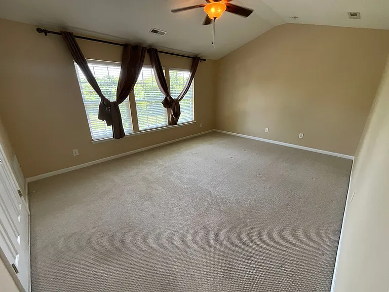 1481 Cantwell Ct — Photo 31