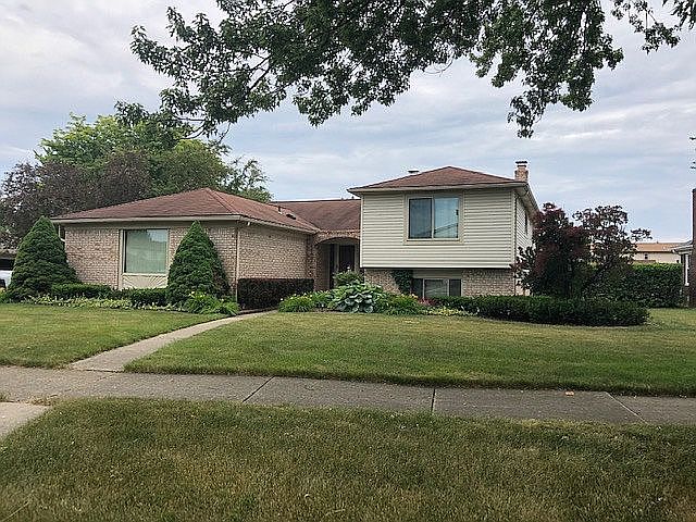 1st image of 42211 Trotwood Ct