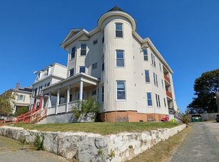 47 Benefit St, Worcester, MA 01610