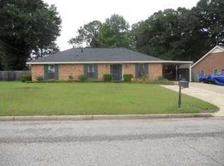 834 Cobblestone Curv, Prattville, AL 36067