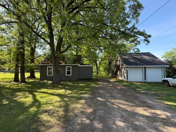 560 3rd Ave NW, Milaca, MN 56353