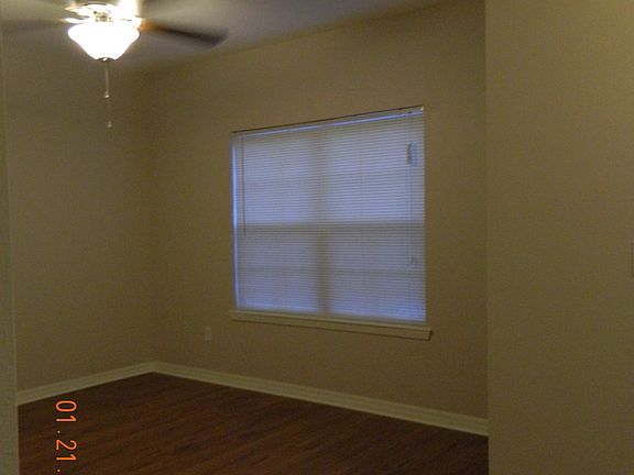 2nd image of 940 Caddo St APT 112