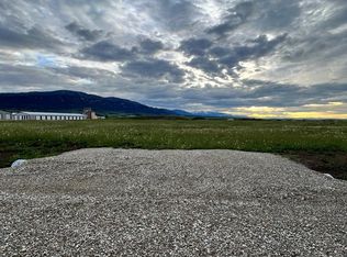 5 Weaver Ln, Red Lodge, MT 59068