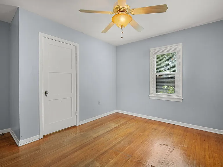 1419 E Jean St — Photo 20