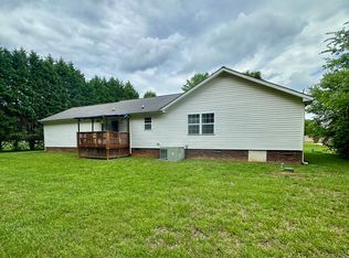 2009 Valley View Ln, Lincolnton, NC 28092