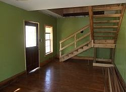 2nd image of 300 Circle Dr