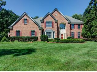 12 Red Maple Ln, Belle Mead, NJ 08502