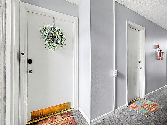 3rd image of 4735 Hedgemore Dr Unit M
