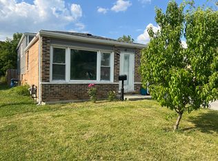 17 Wells Ave, Harvey, IL 60426