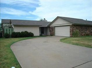128 Meadows Ln, Shawnee, OK 74804