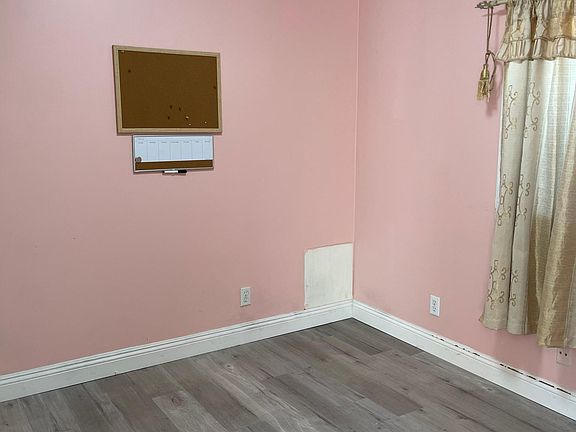 2nd image of 5611 Temple City Blvd #B