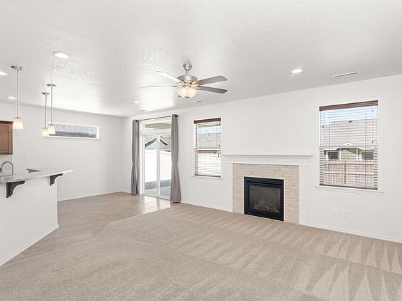 3rd image of 205 S Lawson St