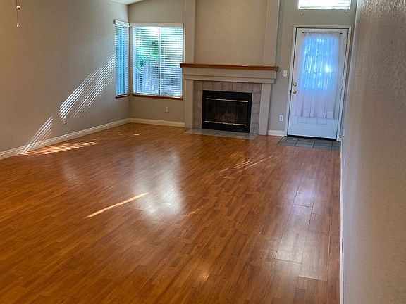 3rd image of 8284 Bull Mountain Cir