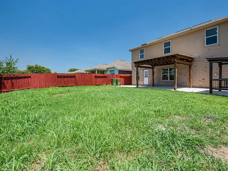 19420 James Manor St — Photo 26