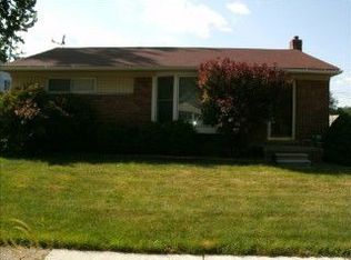 32222 Maryland St, Livonia, MI 48150