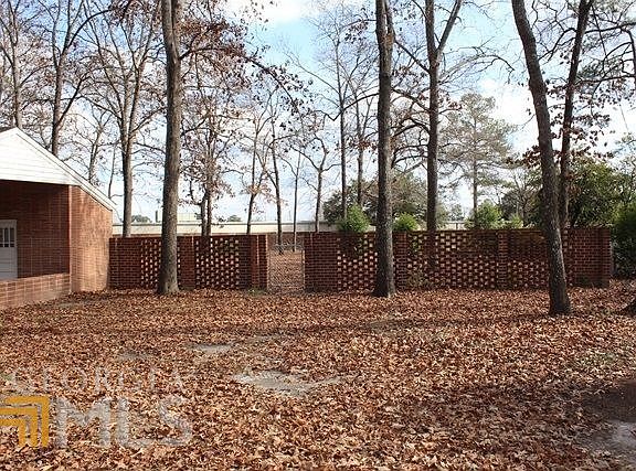 4th image of 257 Peachtree Cir