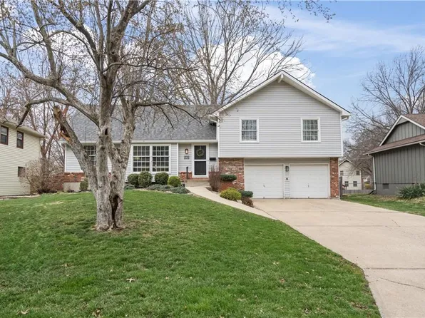 9706 Craig Dr, Overland Park, KS 66212