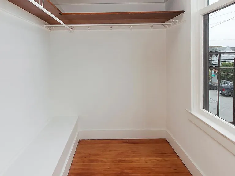 521 Utah St — Photo 8